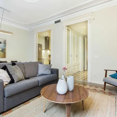 4bedroom With Balcony In Ramblas 1 1 *