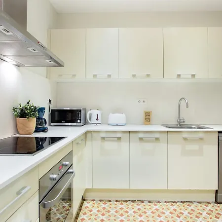 4bedroom With Balcony In Ramblas 1 1